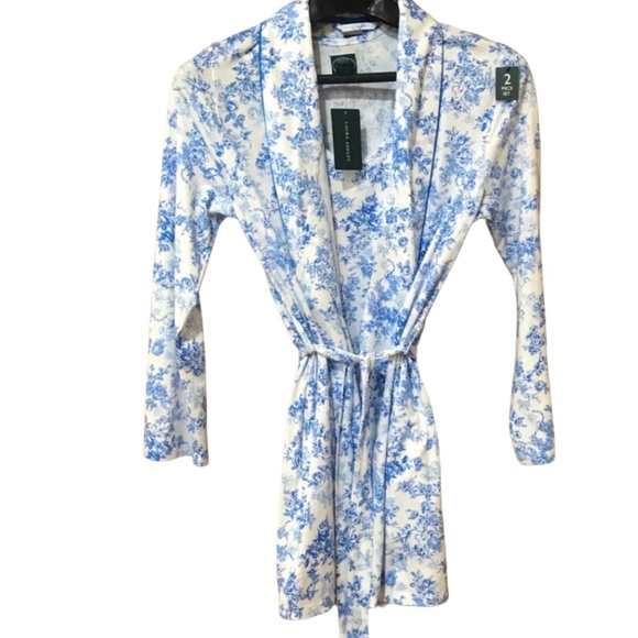 Laura Ashley Other - Laura Ashley Robe and NightGown Set
